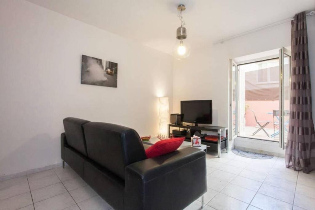 Appartement Avec Grande Terrasse A Cannes Exterior photo